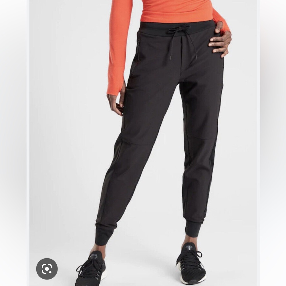Athleta Headlands Hybrid Trek Jogger 2 Tall